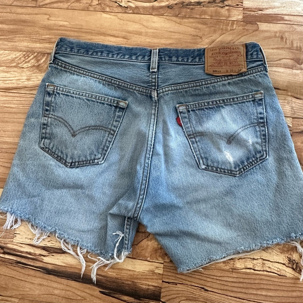 Vintage Levi’s shorts